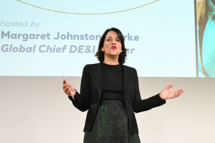 executiva de diversidade da L'Oréal