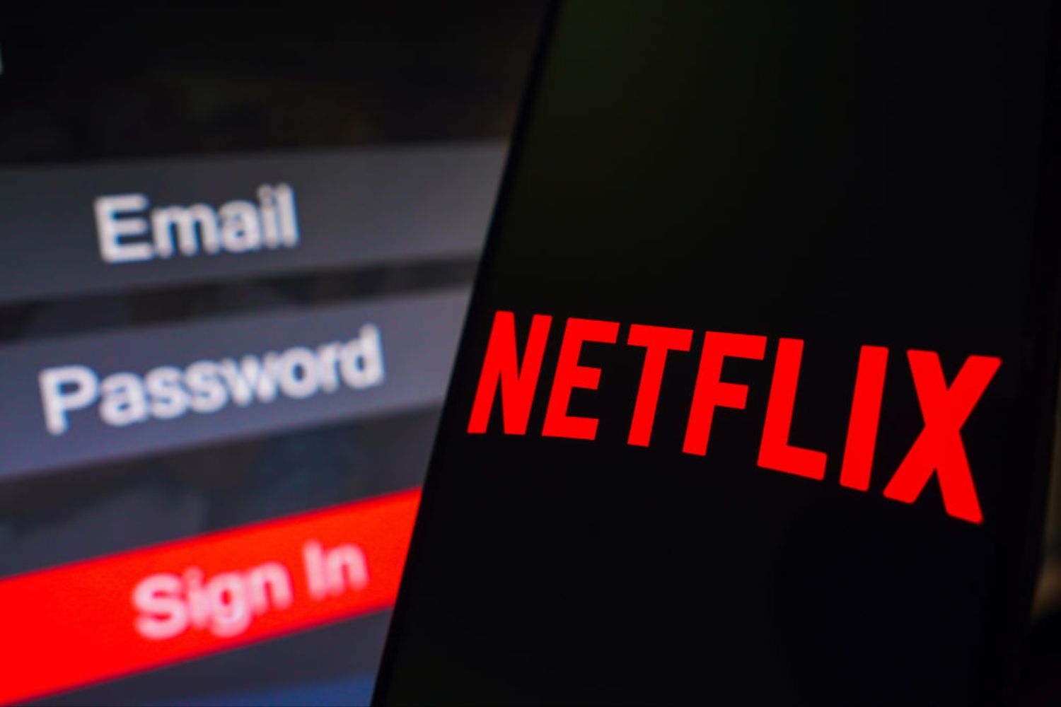 Netflix tem aumento de 78% em buscas por cancelamento após fim de  compartilhamento de senhas - TNH1