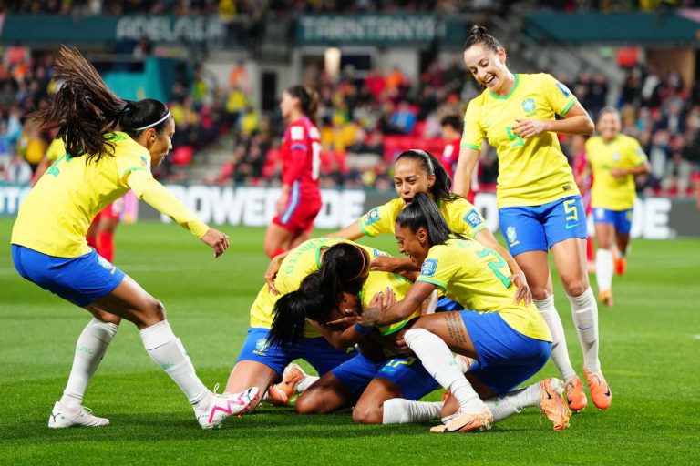 seleção brasileira na estreia na copa do mundo feminina
