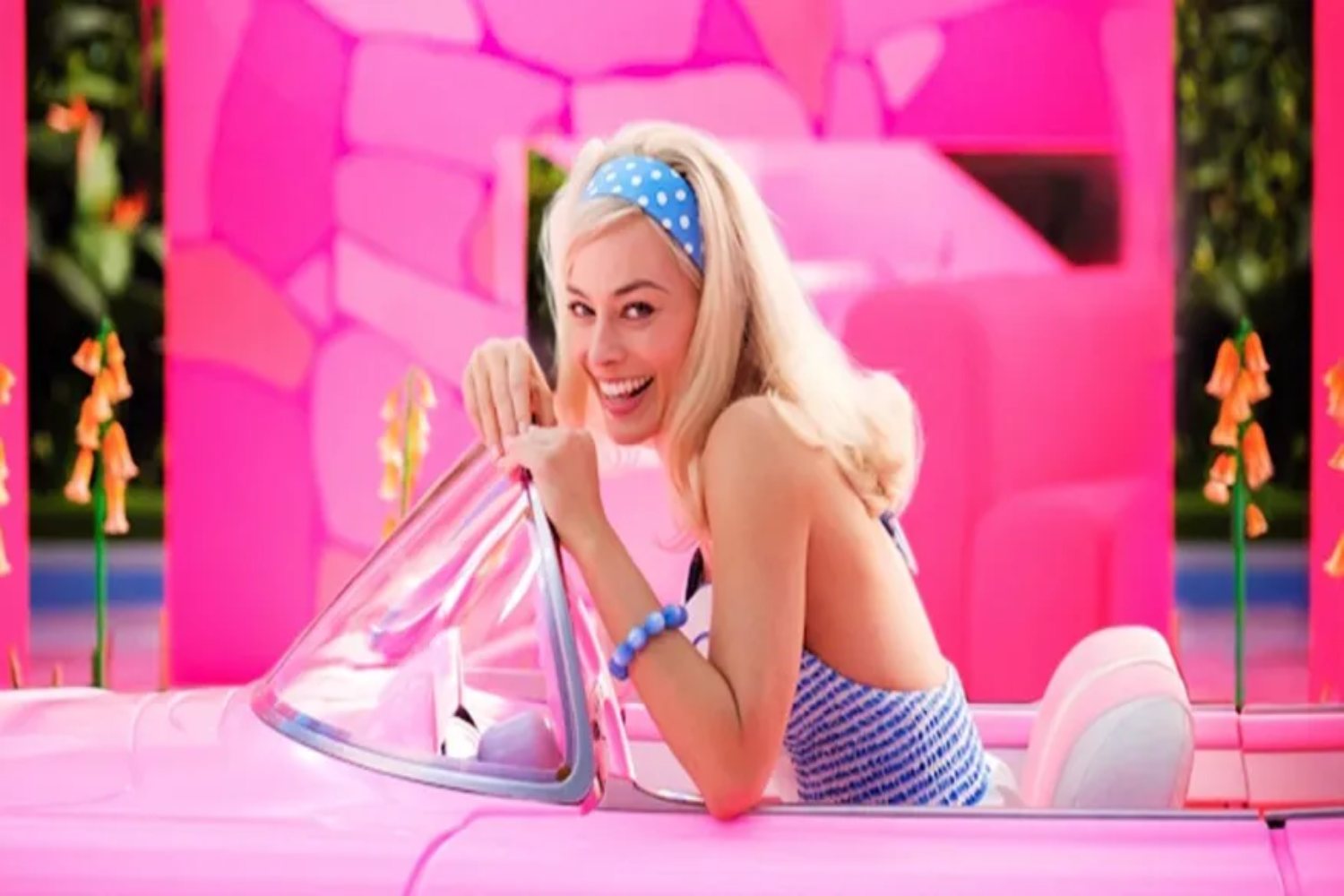 Barbie  Trailer com Acessibilidade 