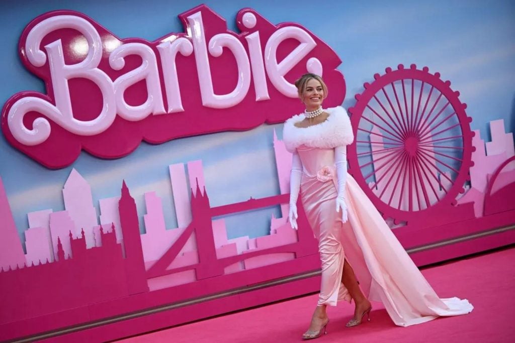 35 ideias de Inspiração de Looks Barbie em 2023