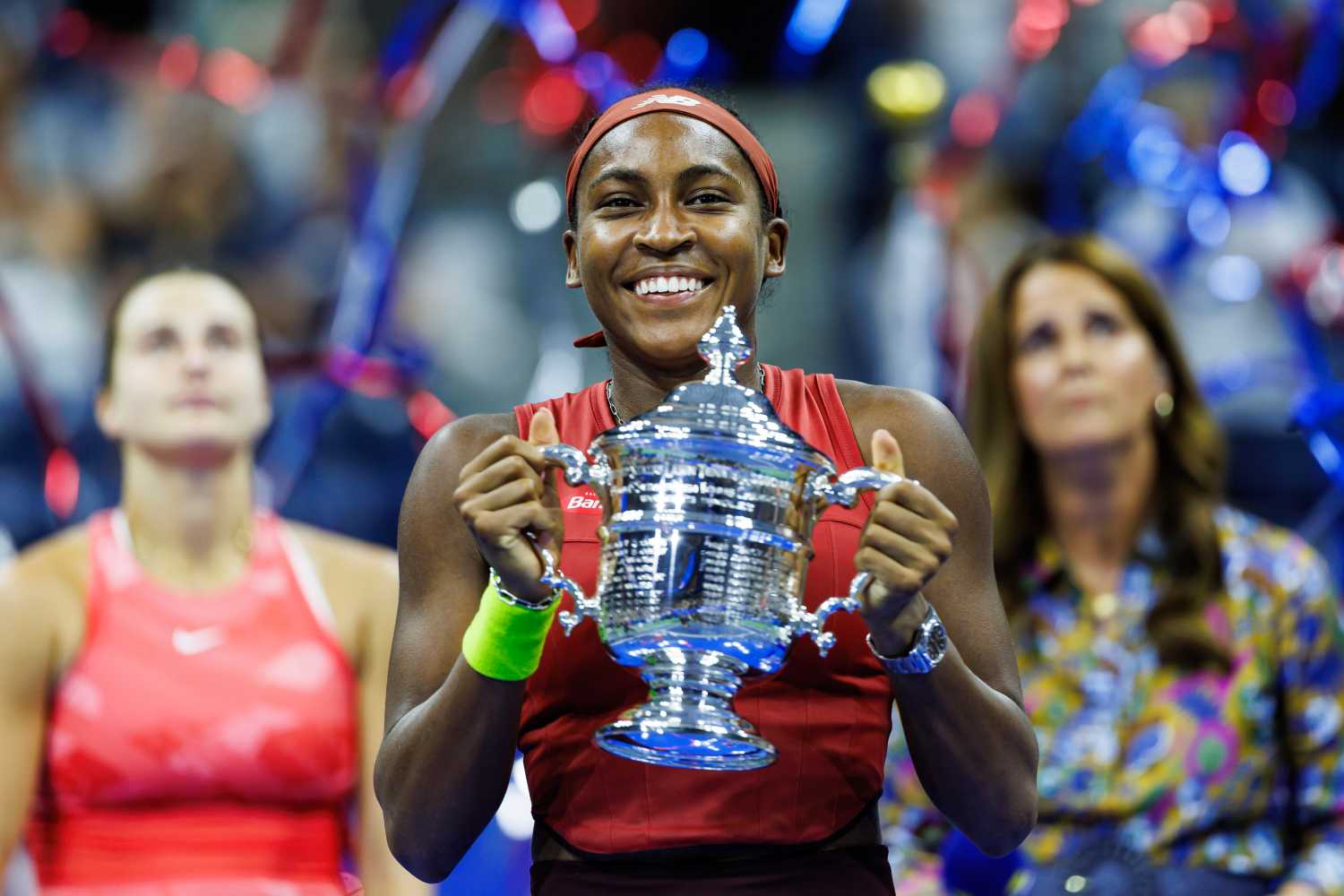 A imparável Coco Gauff aumenta a série de vitórias e chega aos quartos de  final em Pequim