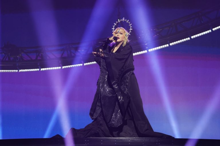 Madonna em primeiro show da sua turnê