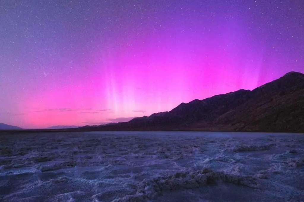 O raro vislume das auroras boreais nas melhores imagens de 2023