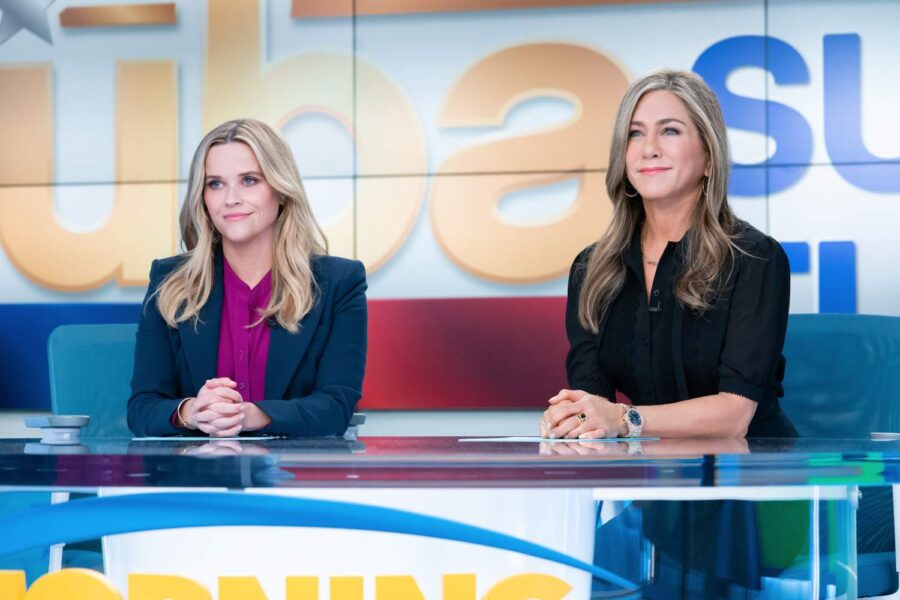 Reese Withespoon e Jennifer Aniston na série The Morning Show