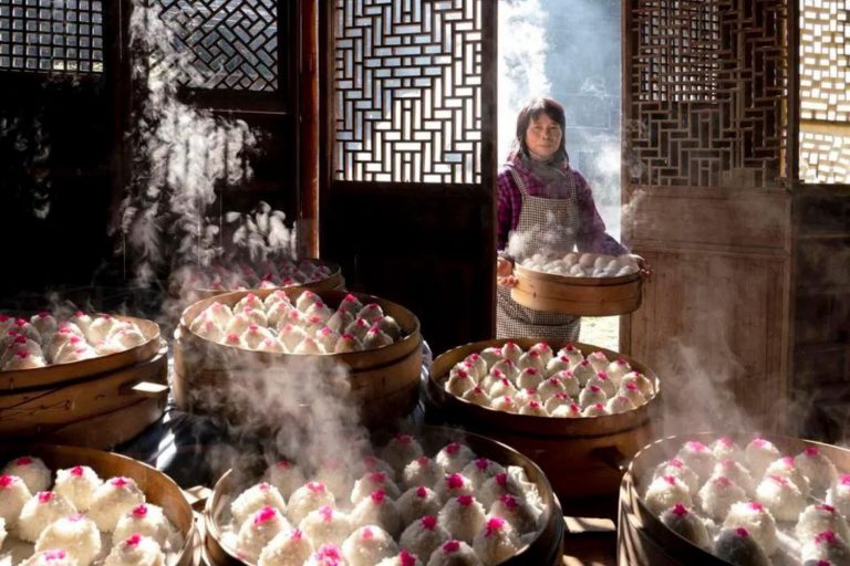 YANG ZHONGHUA, China - PINK LADY FOOD PHOTOGRAPHER OF THE YEAR