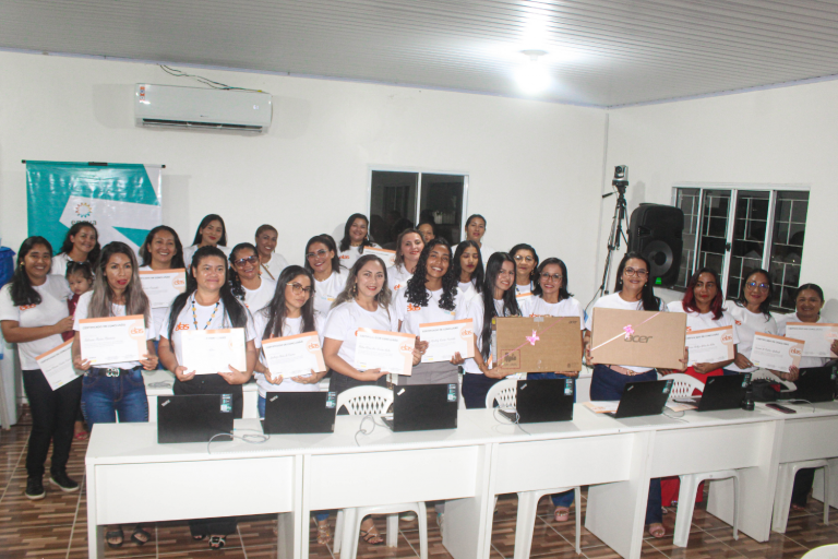 Foto das mulheres formadas pelo curso de letramento digital da startup SoulCode em parceria com a Eneva