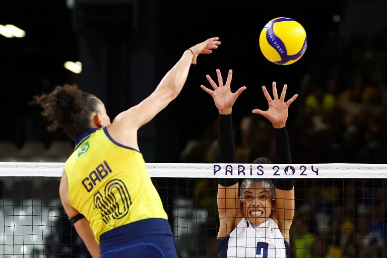 Seleção feminina de vôlei conquistou a sexta medalha olímpica em Paris