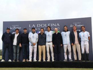 Jogadores com diretores da JHSF no La Dolfina Sunset Polo, no Hotel Fasano Las Piedras, em Punta del Este