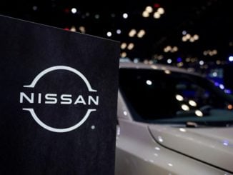 logo nissan