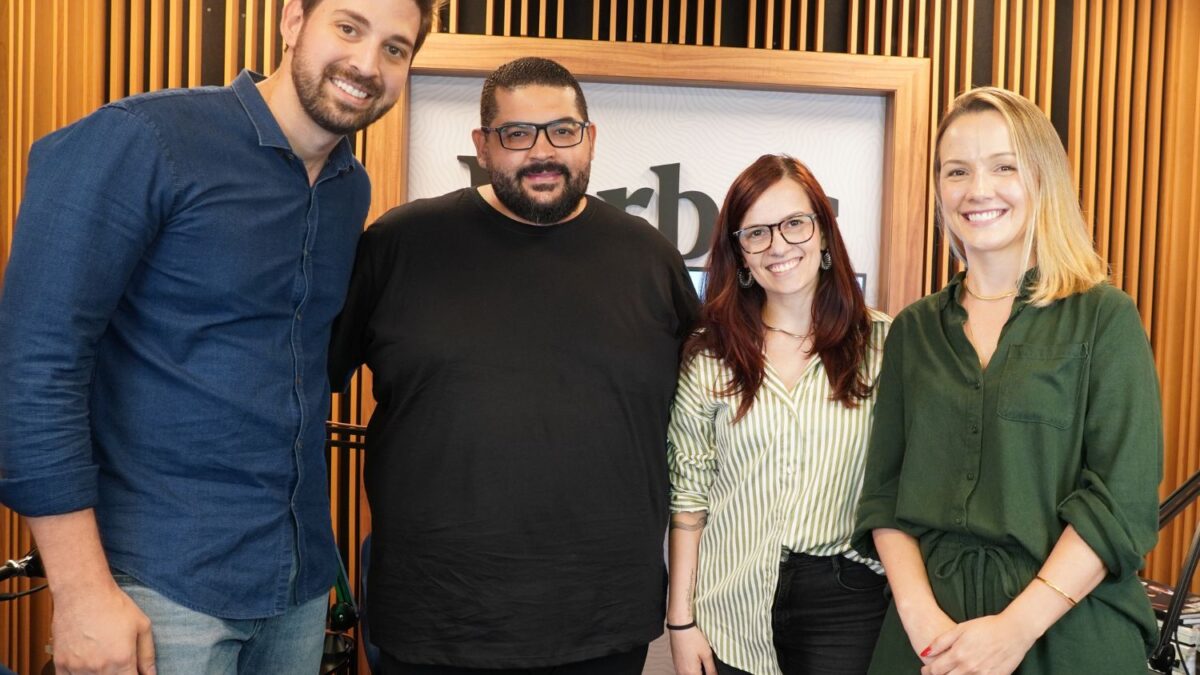 Marcelo Marsigliese, Pacete, Larissa Menezes e Marcela Klein