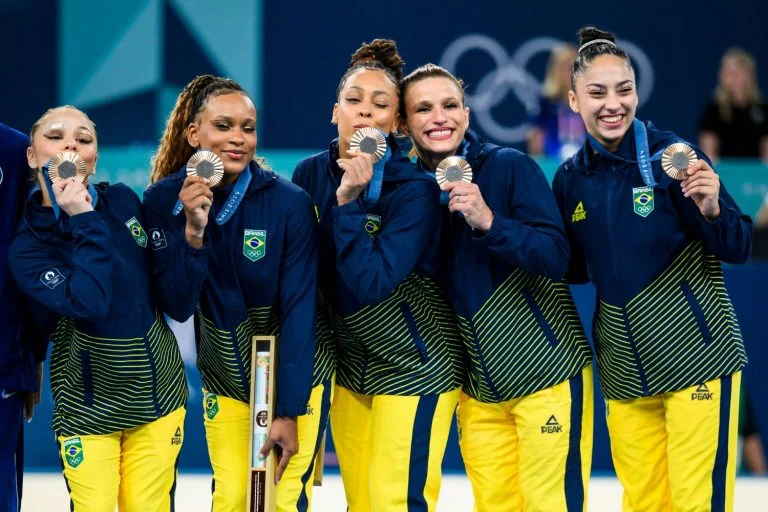 A medalha de bronze das atletas da ginástica foi a quarta do Brasil na Olimpíada de Paris 2024