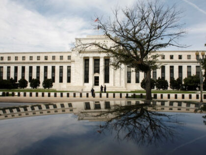 Sede do Federal Reserve em Washington: economia americana em desaceleração e inflação acima da meta
