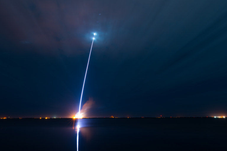 Lançamento do New Glenn, , foguete da empresa espacial de Jeff Bezos