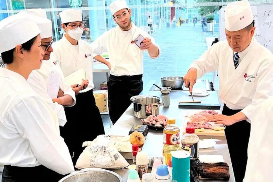 Tokyo College of Sushi & Washoku London
