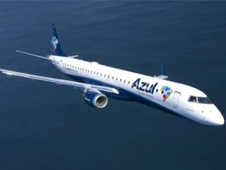 avião da azul