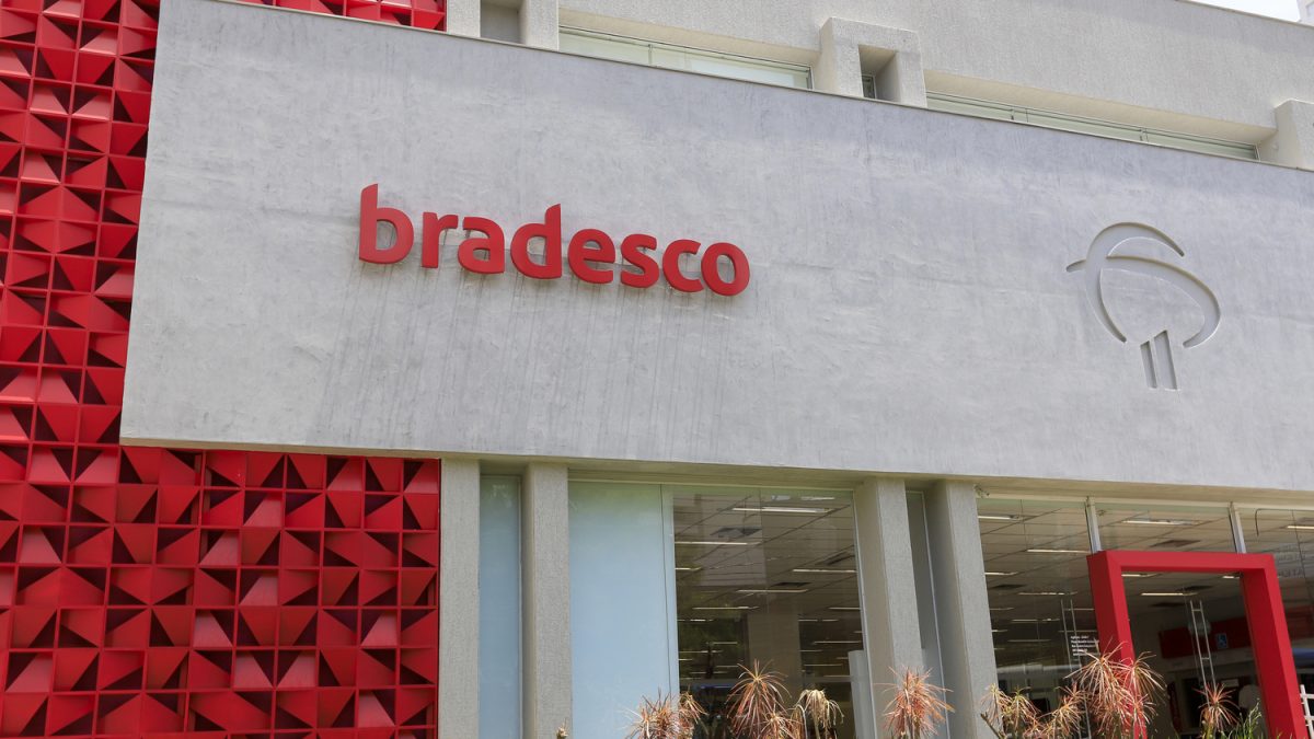 Bradesco Consolida Recuperação, Mas Projeções Conservadoras para 2025 Desanimam o Mercado