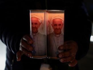 forbes papa francisco velas