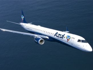 avião da azul