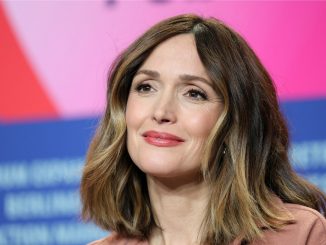 atriz rose byrne