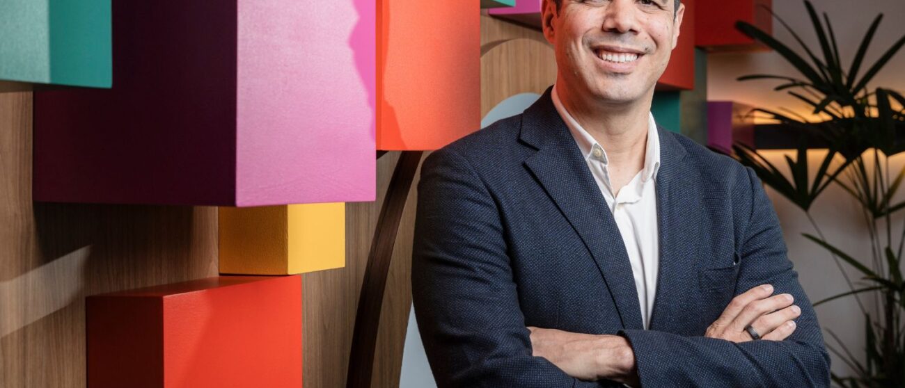 douglas montalvao, líder da adobe