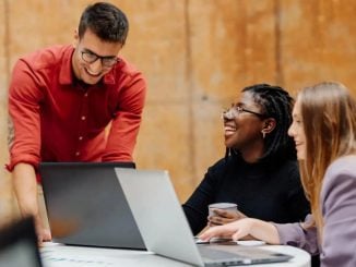 forbes felicidade trabalho carreira