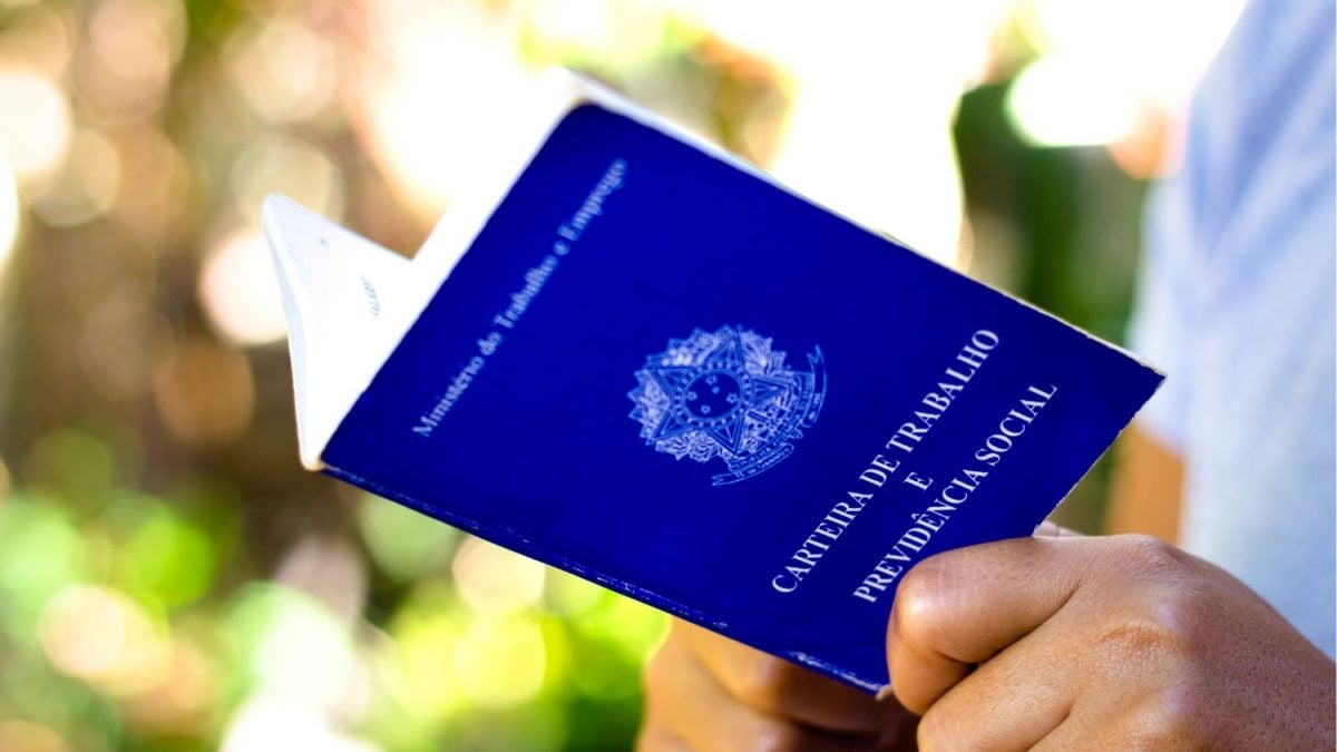 Brasil Tem Desemprego de 7,0% no Trimestre até Março, Diz IBGE