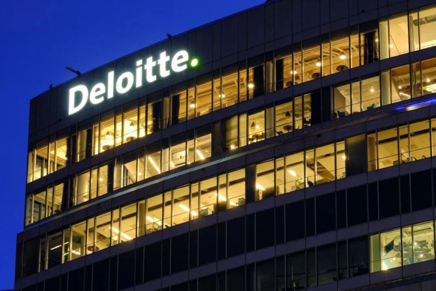forbes deloitte emprego