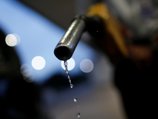 Bomba de combustível em posto de gasolina em Brasília
