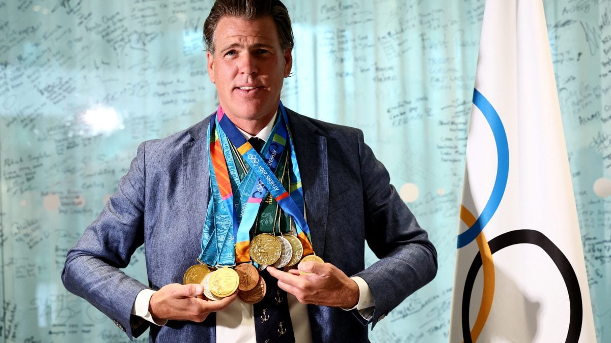 Campeão Olímpico Gary Hall Jr. Recebe Réplicas de 10 Medalhas Perdidas nos Incêndios de Los Angeles