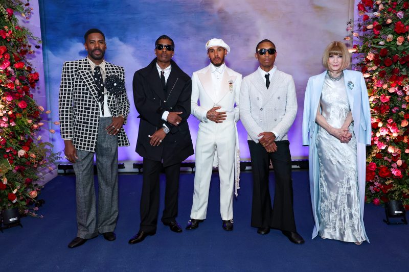 Colman Domingo, A$AP Rocky, Lewis Hamilton, Pharrell Williams e Anna Wintour 