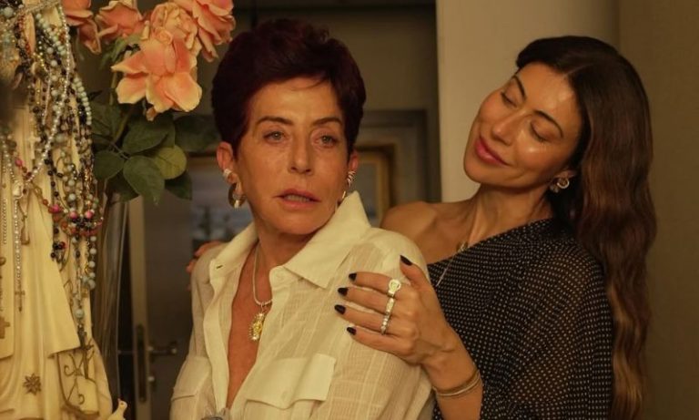 Anna Bassi e Carol Bassi dia das mães