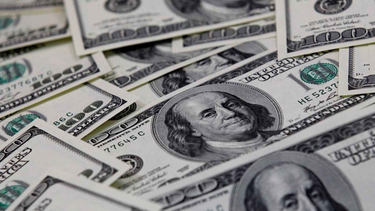 Dólar Sobe para R$ 5,20 em Dia de Alta Global da Moeda Norte-americana