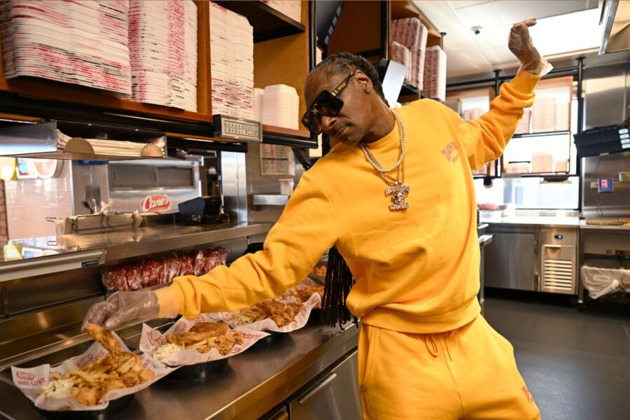 Como Construir um Fast Food de Frango Empanado de US$ 22 Bi para Ser o Favorito de Snoop Dogg