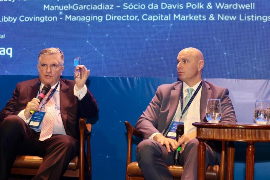 Jay Heller, vice-presidente e chefe de Mercados de Capitais e Execução de IPOs da Nasdaq, e Todd Heinzl, cofundador e presidente da 3DOTS Capital Advisory