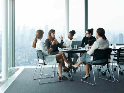 Desde sua criação, há 15 anos, programa de liderança feminina do Santander já contou com mais de 1.300 participantes