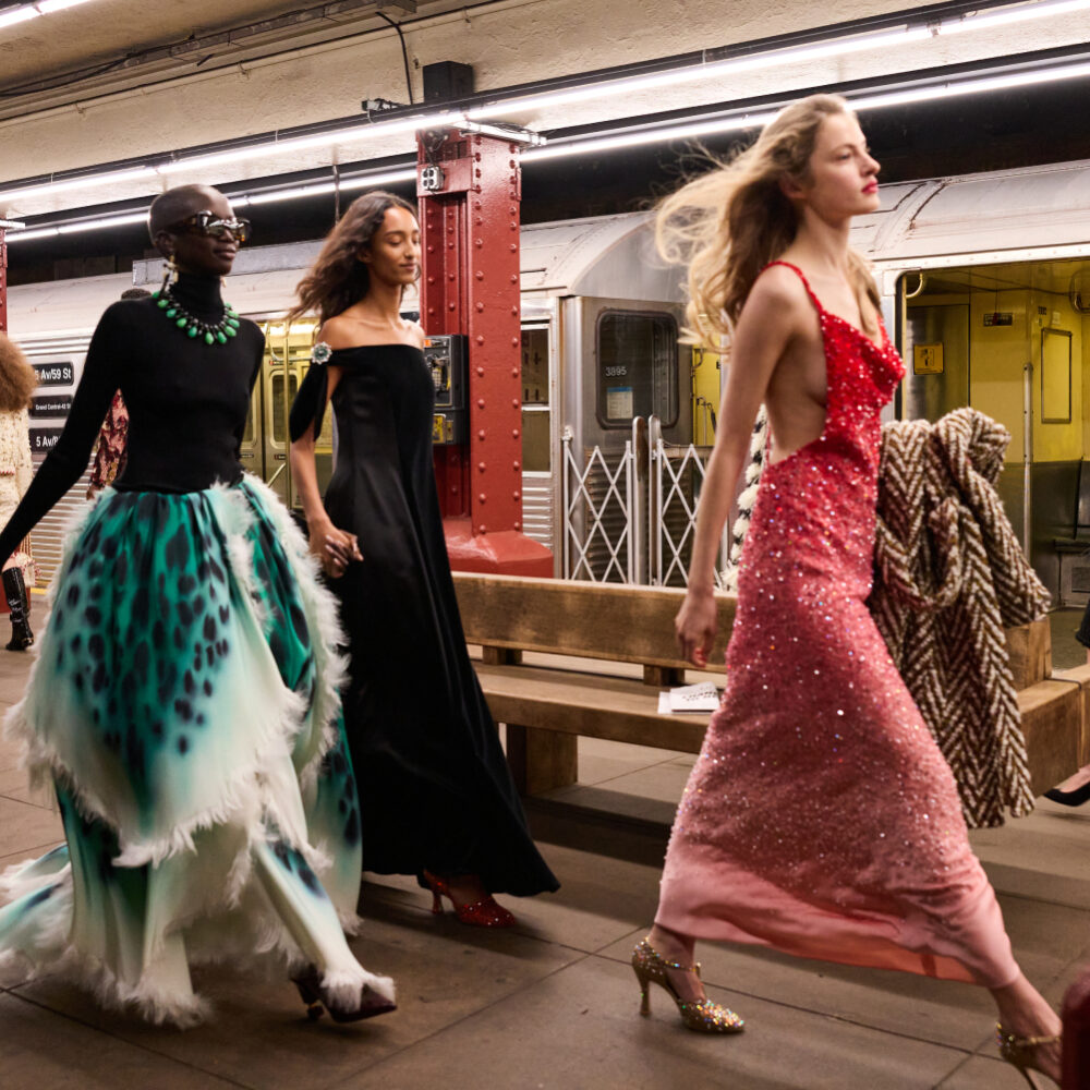 CHANEL3点セット新品未開封 No Métiers D'art da Chanel, Convidados Vão Ao Subterrâneo e Maison