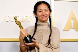 Chloé Zhao no Oscar de 2021