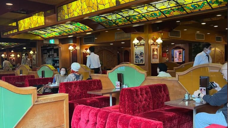 Vai ao Japão? Veja onde estão famosas cafeterias kissaten, mas o grão é do Brasil