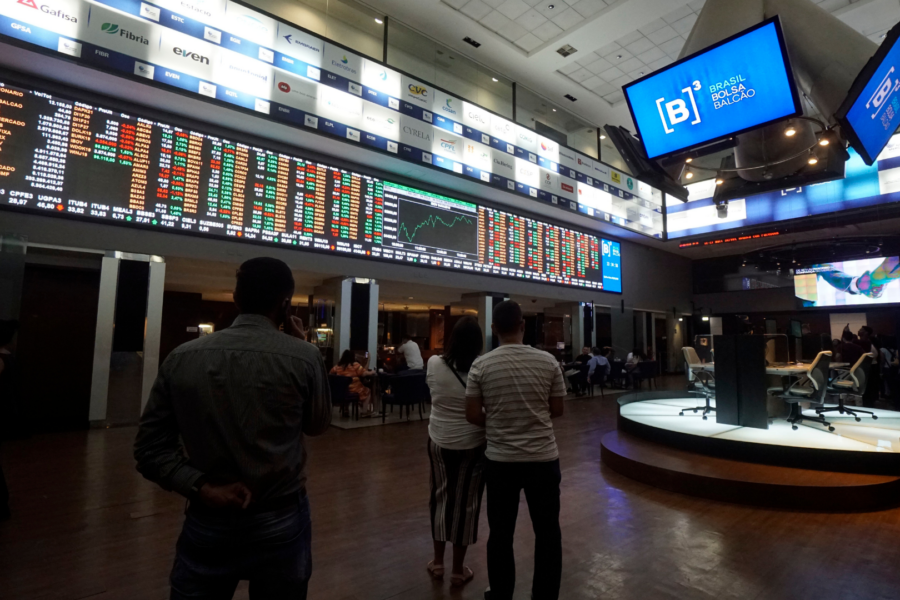 Ibovespa fecha acima de 190 mil pela 1ª vez