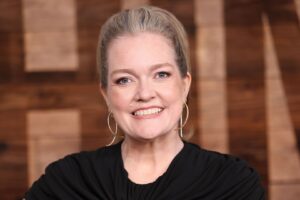 Colleen Hoover é autora de sucessos como "É Assim que Acaba" e "Verity"