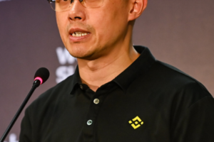 O Fundador da Binance, CZ, Agora É Mais Rico Que Bill Gates