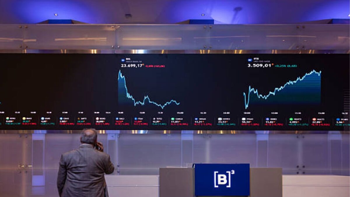 Ibovespa Fecha em Alta Sustentado por Bancos, Dólar Cai