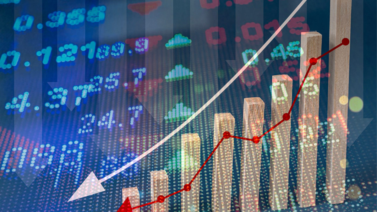 Ibovespa cai 2,2% em véspera de feriado com tensões globais
