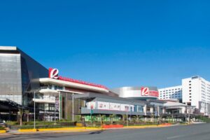 As contribuições dos shopping centers da Robinsons Land, juntamente com seus hotéis, ajudaram a impulsionar o lucro líquido da empresa em 2023 para níveis recordes.