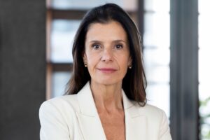 Antes da liderança no Rosewood São Paulo, Daniella Borghi já atuou na comunicação da Nestlé no Brasil, na Suíça e na Espanha
