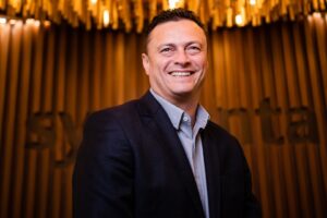 Como André Savino Lidera a Vanguarda Tecnológica da Syngenta Num Mercado de US$ 16 Bi no Brasil
