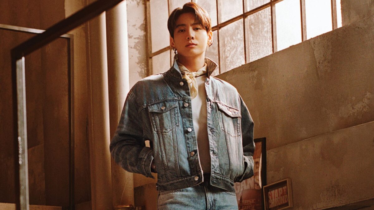Jung Kook for   テリーリラックス Calvin Klein Lança Coleção-Cápsula com Jung Kook, do BTS