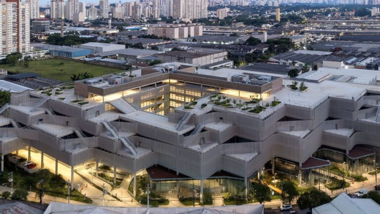 O novo espaço, na Vila Leopoldina, é duas vezes maior em relação ao escritório anterior