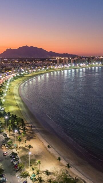 O Índice FipeZAP indica que o metro quadrado na Enseada do Suá custa, na média, R$ 18,1 mil, enquanto a Praia do Canto mostra preço médio de R$ 17,7 mil